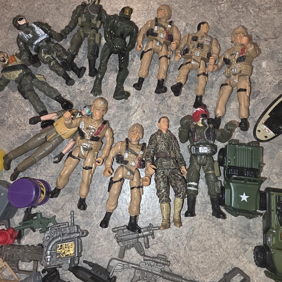 (J54) Combat/Army Playset with Vehicles and Soldiers Bundle - Picture 6 of 8